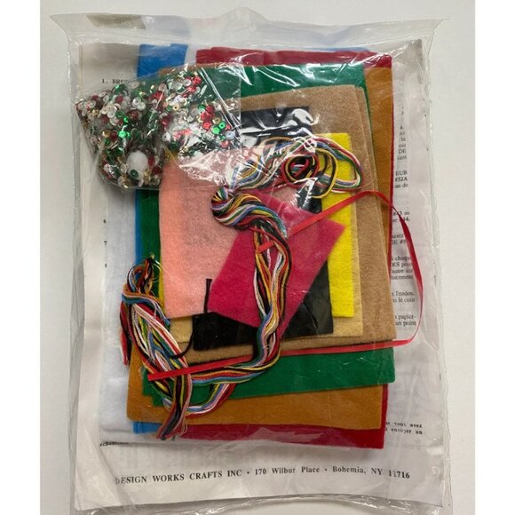 Felt Christmas Stocking Kit Handmade Homemade Crafting Kit Xmas Holiday - Picture 2 of 2